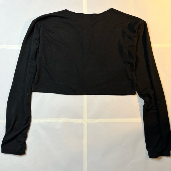 Prettylittlething Black Zip Front Sweater - Picture 4 of 4